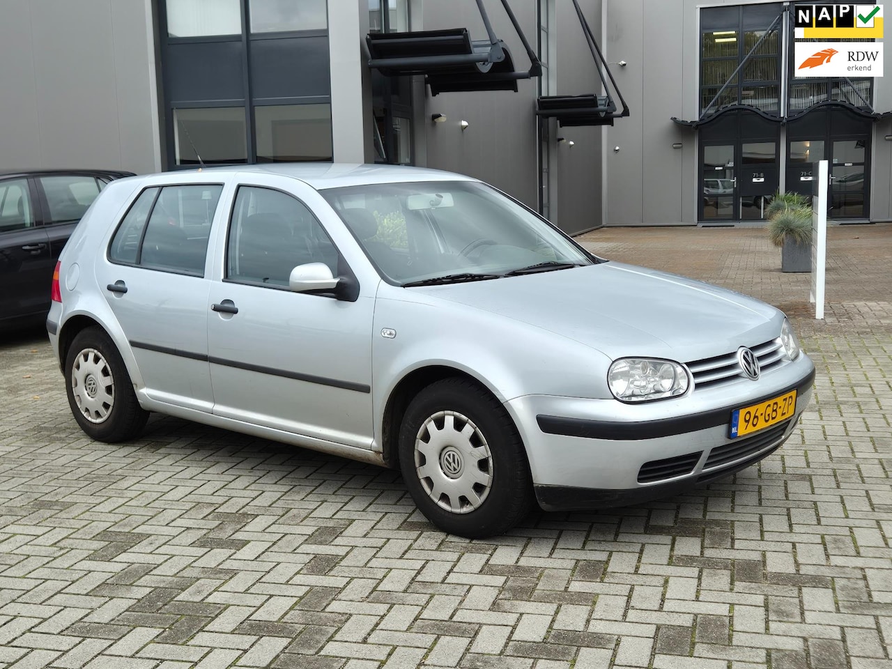 Volkswagen Golf - 1.4-16V Trendline 1.4-16V Trendline - AutoWereld.nl