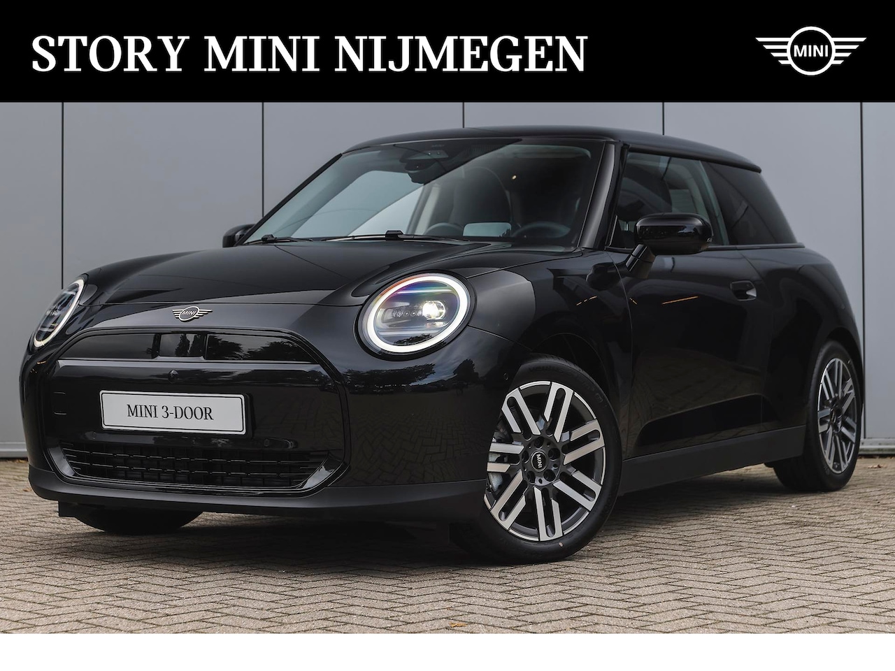 MINI Cooper - Hatchback E / Classic / Pakket L / 17 inch Parallel Spoke 2-tone - AutoWereld.nl