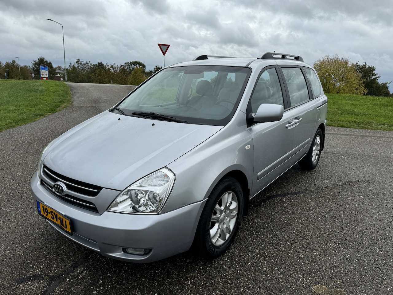 Kia Carnival - 2.7 X-ecutive 2.7 X-ecutive - AutoWereld.nl