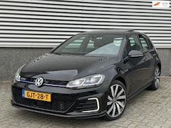 Volkswagen Golf - 1.4 TSI GTE Pano Virtual 245pk Xenon