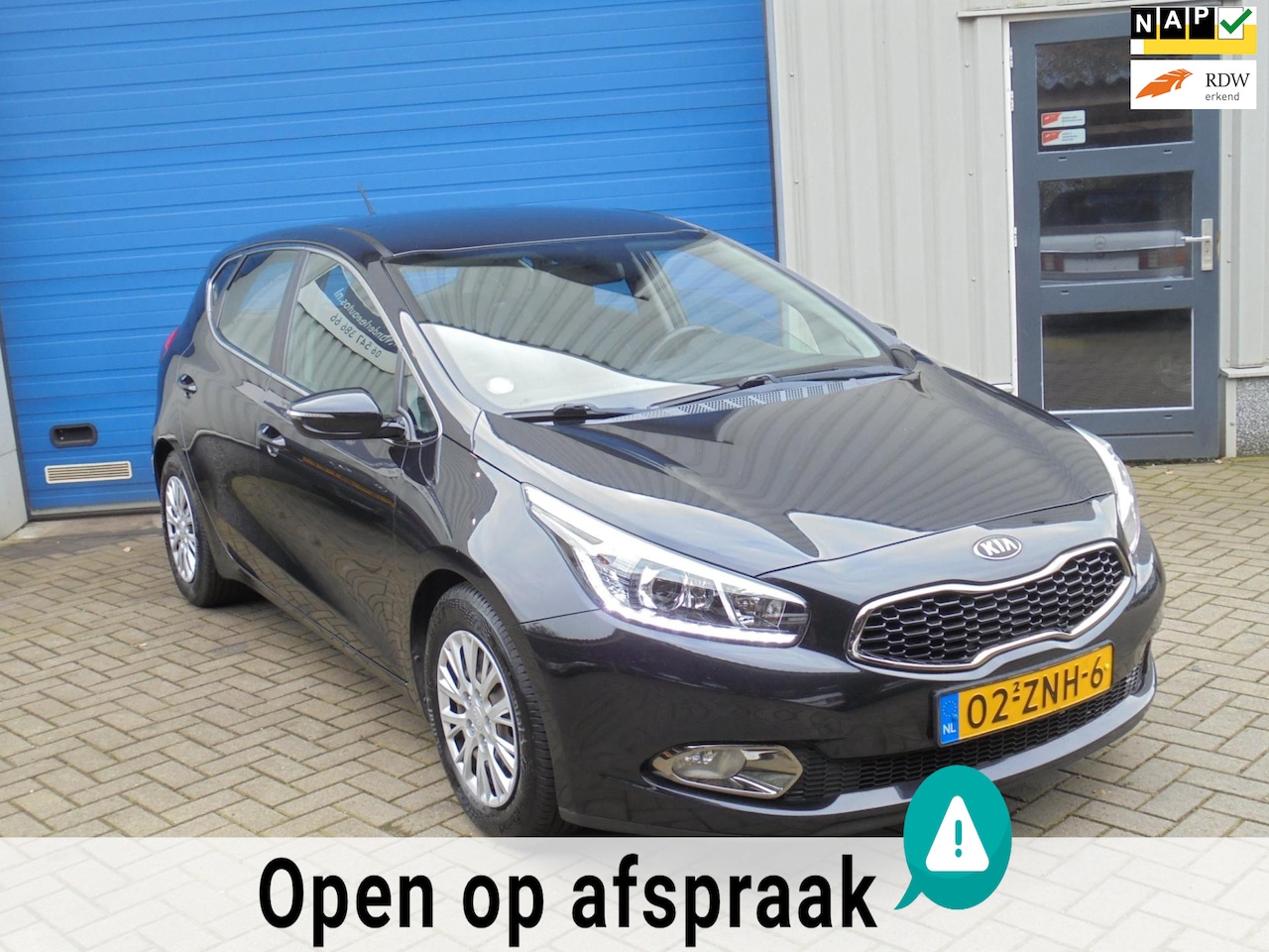 Kia Cee'd - 1.6 GDI Comfort Pack AUTOMAAT TREKHAAK - AutoWereld.nl