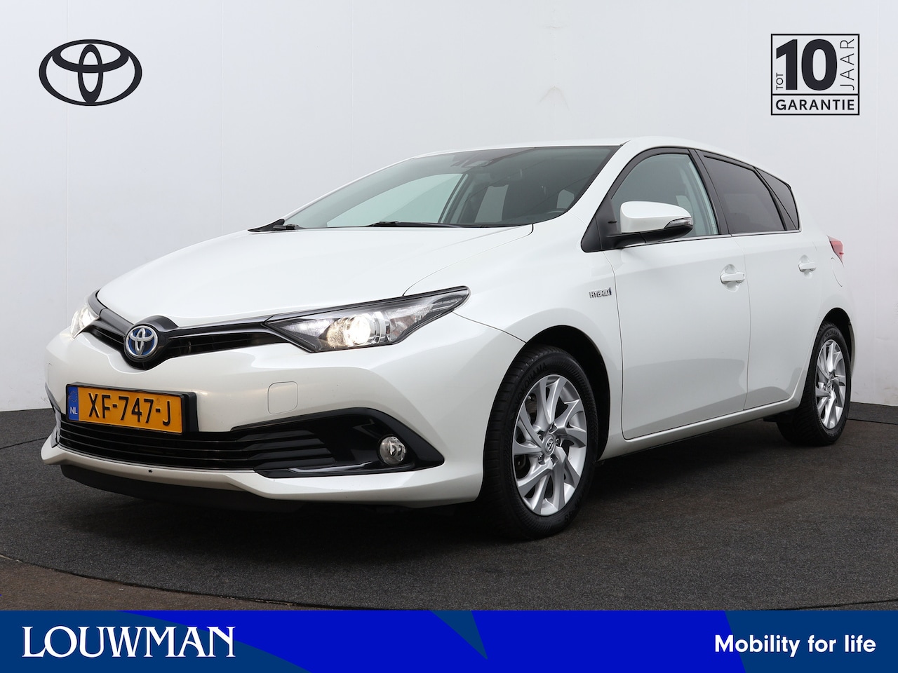 Toyota Auris - 1.8 Hybrid Energy Plus | Navigatie | Camera | Parkeersensoren | - AutoWereld.nl