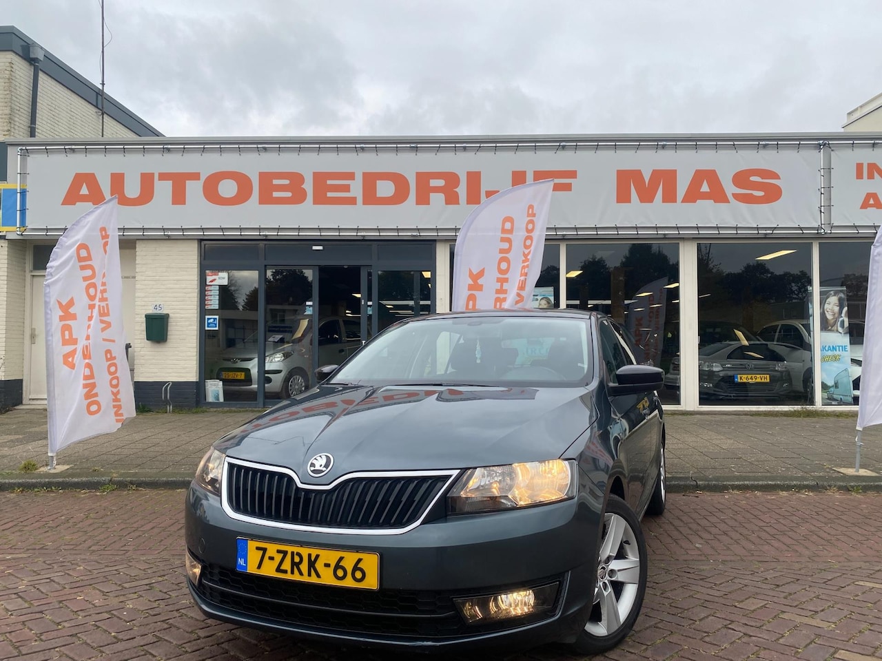 Skoda Rapid Spaceback - 1.2 TSI Greentech Style Edition Pano Airco Cruise Control - AutoWereld.nl