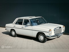 Mercedes-Benz 280 - 200-280 230.4