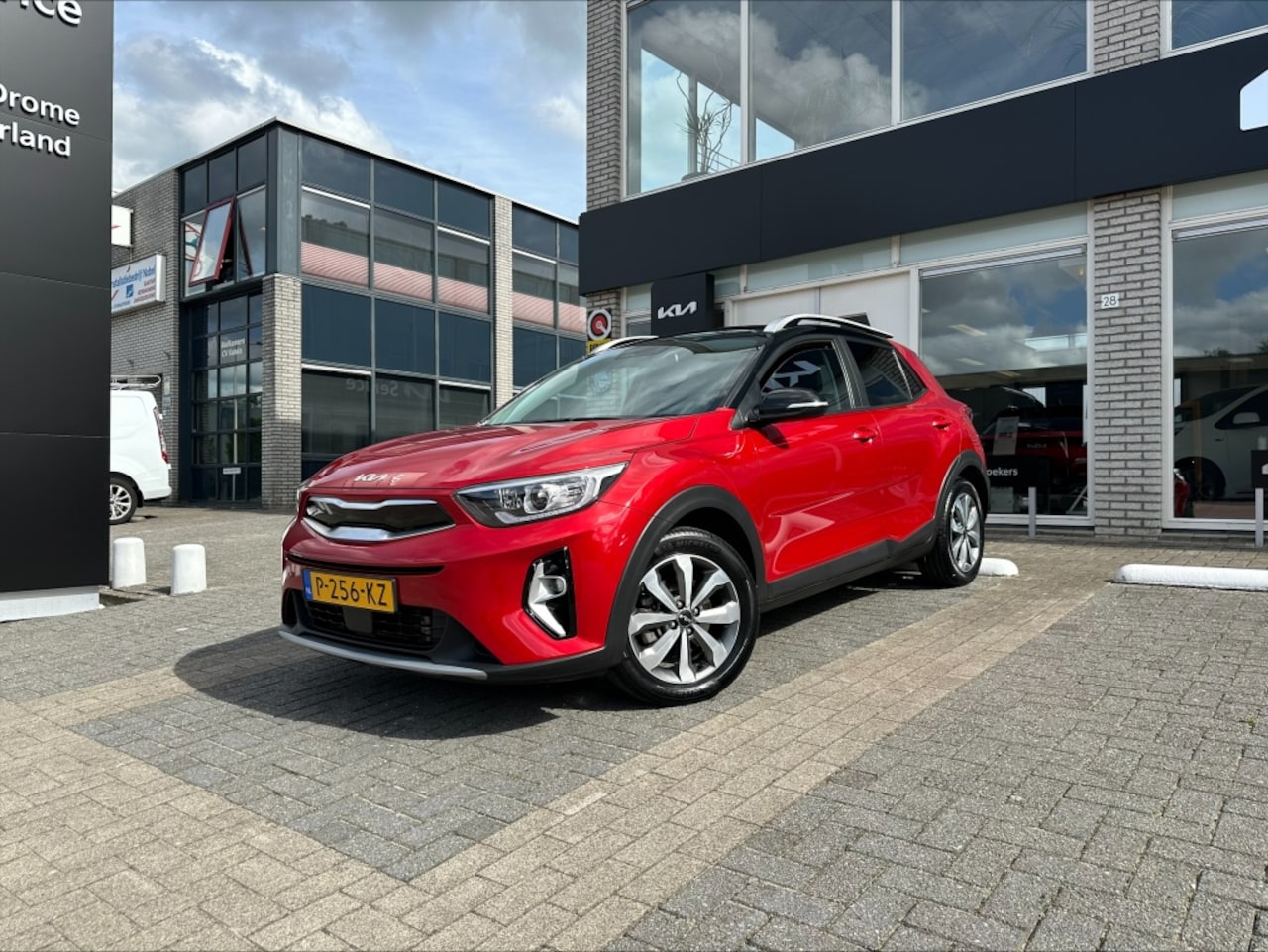 Kia Stonic - 1.0T-MHEV DynamicPlusLine +CERTIFIED USED+ - AutoWereld.nl