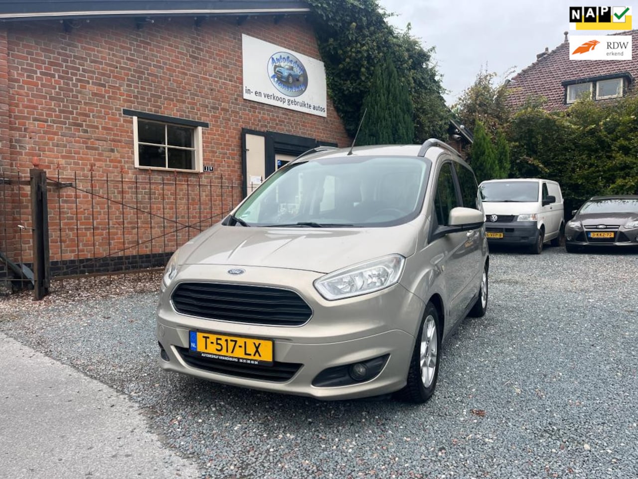 Ford Tourneo Courier - 1.0 Titanium 1.0 Titanium ( Airco + Elektrische ramen ) - AutoWereld.nl