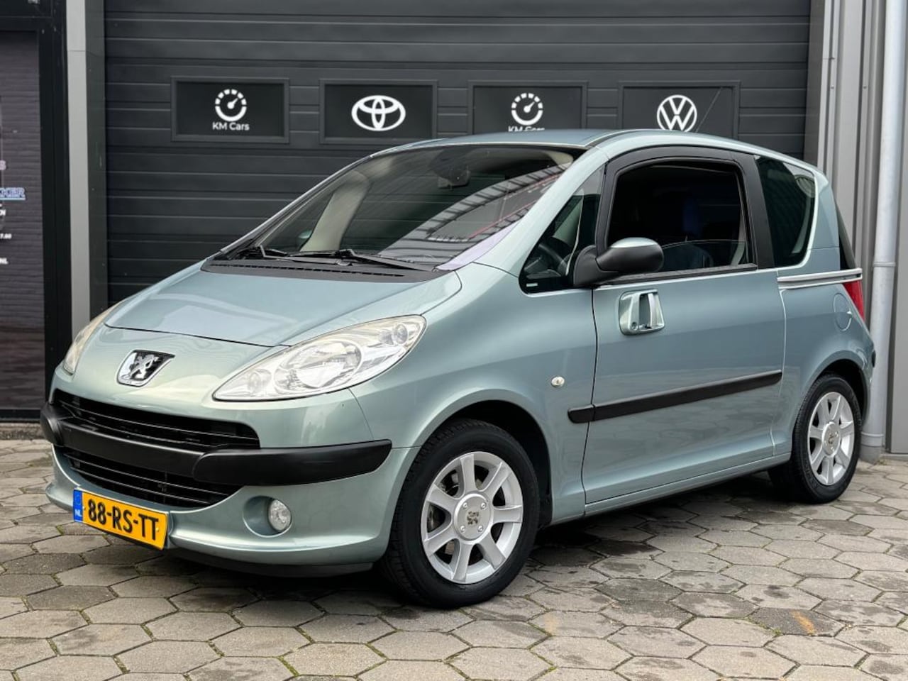 Peugeot 1007 - 1.6-16V Gentry - 1 Eigenaar - Airco/Clima/New Apk/ Lage Km NAP!! - AutoWereld.nl