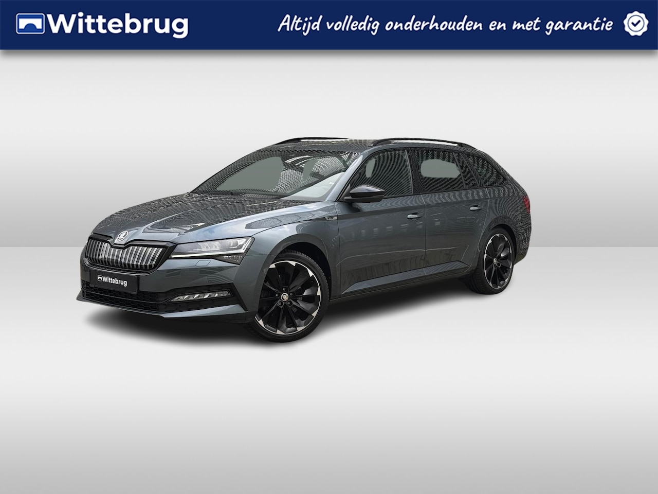 Skoda Superb Combi - 1.4 TSI iV 218PK DSG Sportline Business / 19" LMV / Digitale Cockpit / Panoramadak / Hald- - AutoWereld.nl