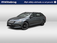 Skoda Superb Combi - 1.4 TSI iV 218PK DSG Sportline Business / 19" LMV / Digitale Cockpit / Panoramadak / Hald