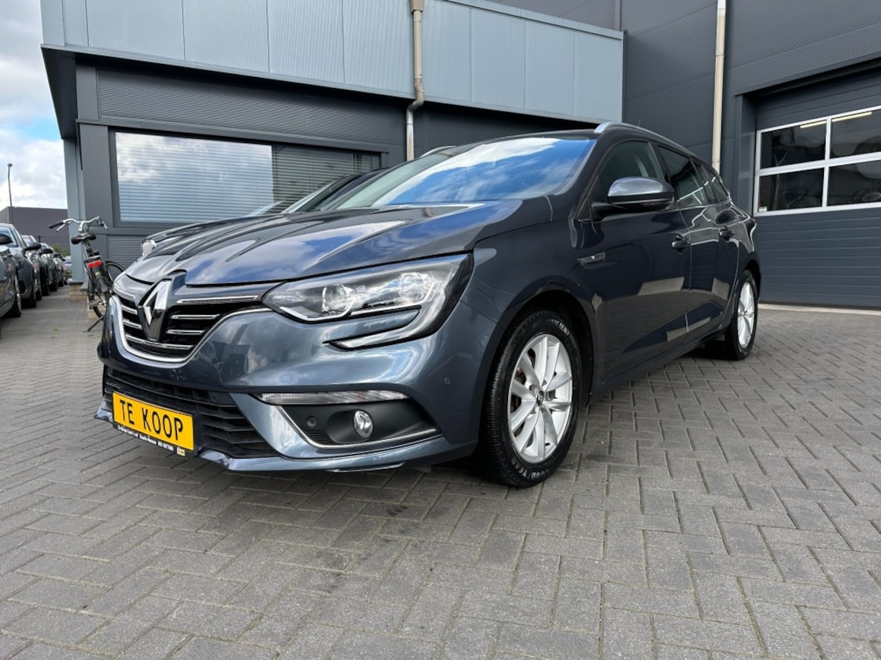 Renault Mégane Break - 1.3 TCe break Limited Navigatie Camera - AutoWereld.nl