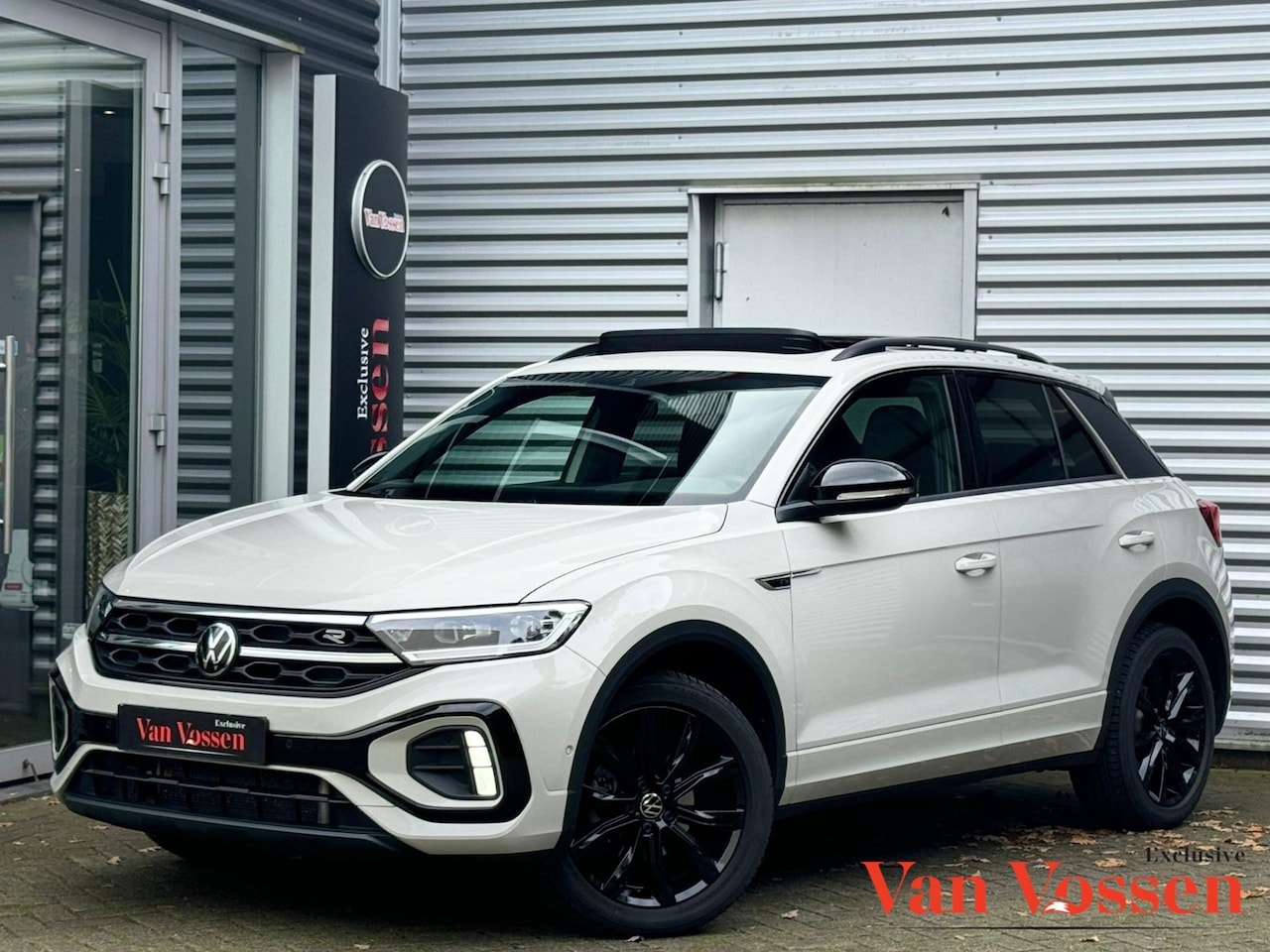 Volkswagen T-Roc - 1.5 TSI 3X R-Line|Pano|Camera|Beats|Carplay|ACC|Virtual|Stuurverwarming| - AutoWereld.nl