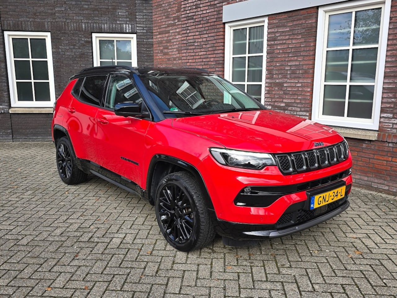 Jeep Compass - T4 PHEV S 4WD 240pk - AutoWereld.nl