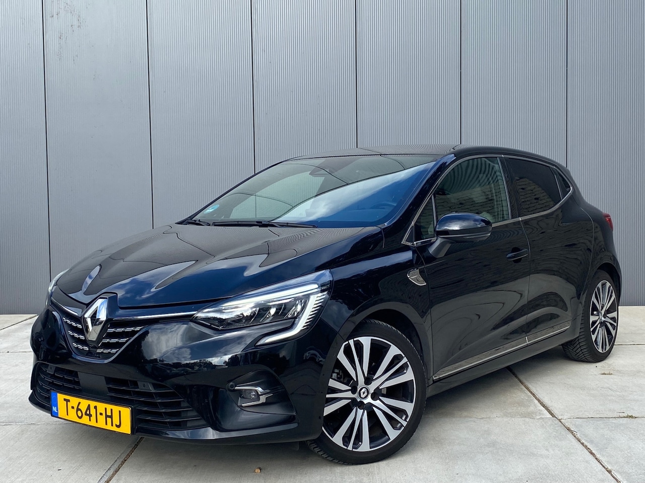 Renault Clio - 1.6 E-Tech Hybrid 140 Initiale Paris - AutoWereld.nl