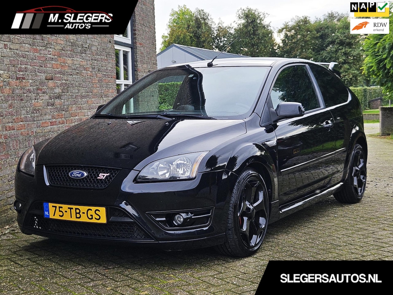 Ford Focus - 2.5-20V ST*226PK*Rijklaar - AutoWereld.nl