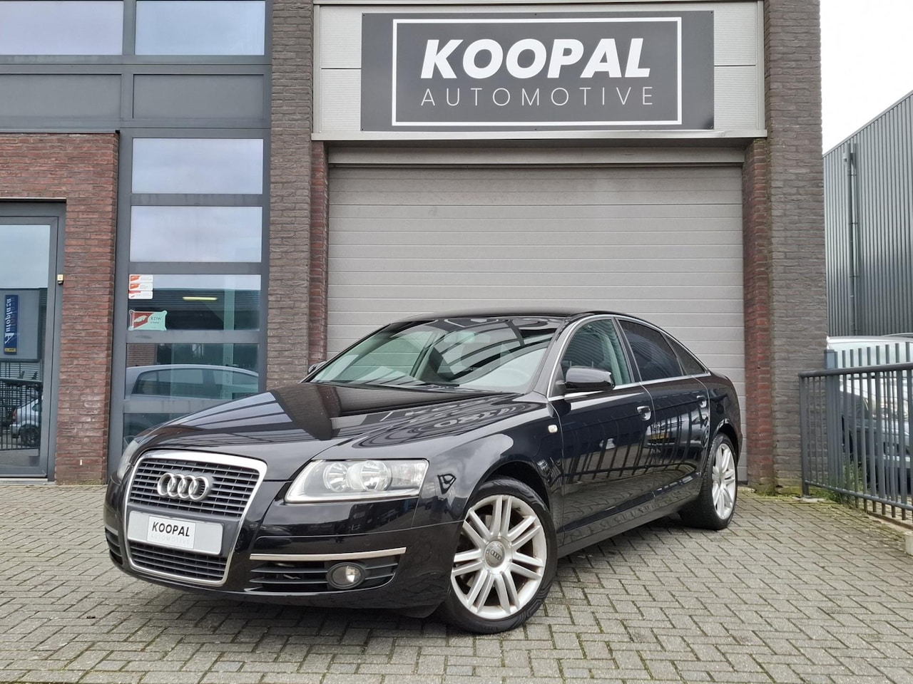 Audi A6 Limousine - 2.4 Pro Line | Cruise Control | Trekhaak | NAP - AutoWereld.nl