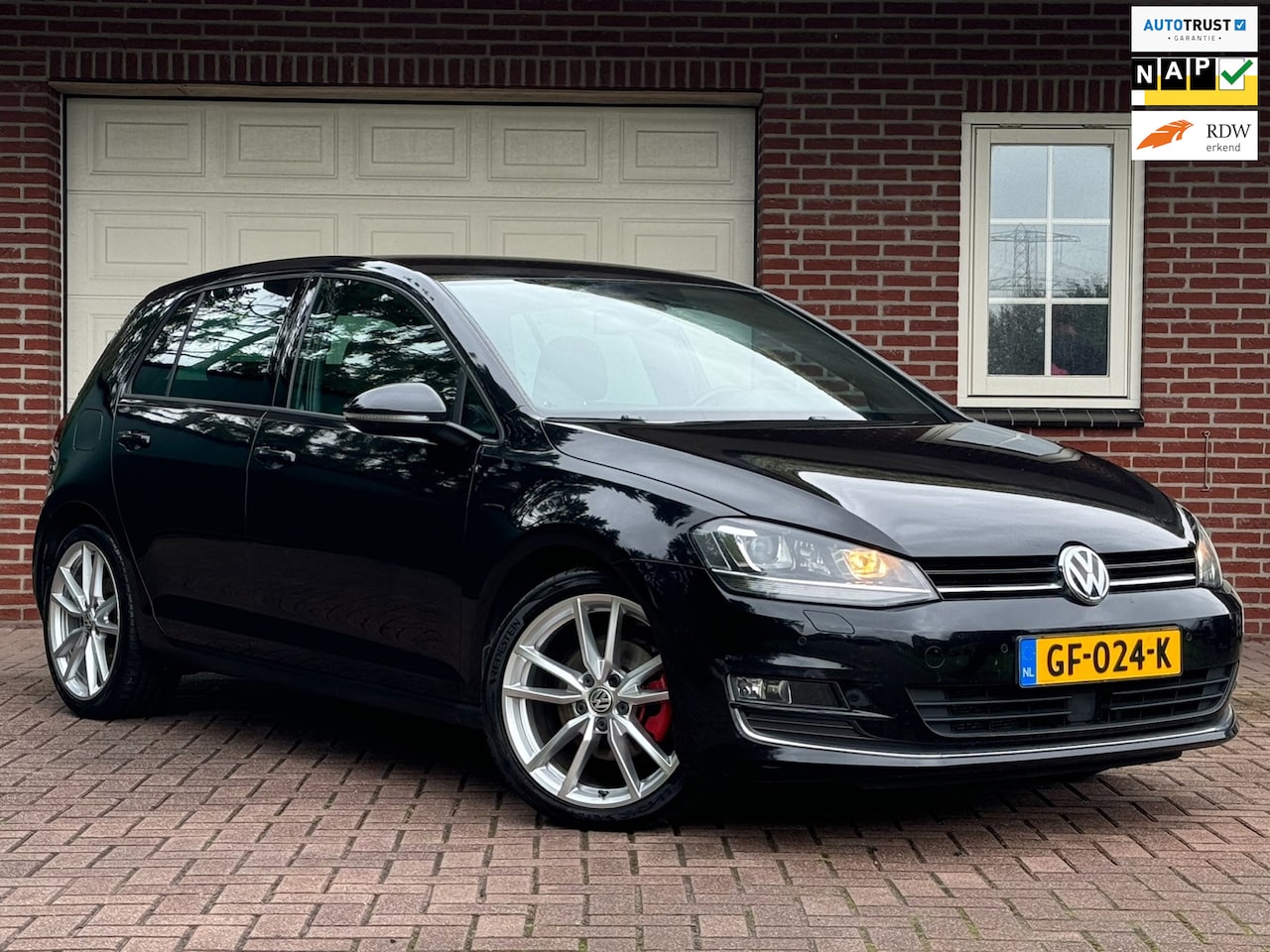 Volkswagen Golf - 1.4TSI/150pk ACT DSG Automaat|2015|NAP|Camera|Navi|Clima|ACC|Apple Carplay|Stoelverw.|18"L - AutoWereld.nl