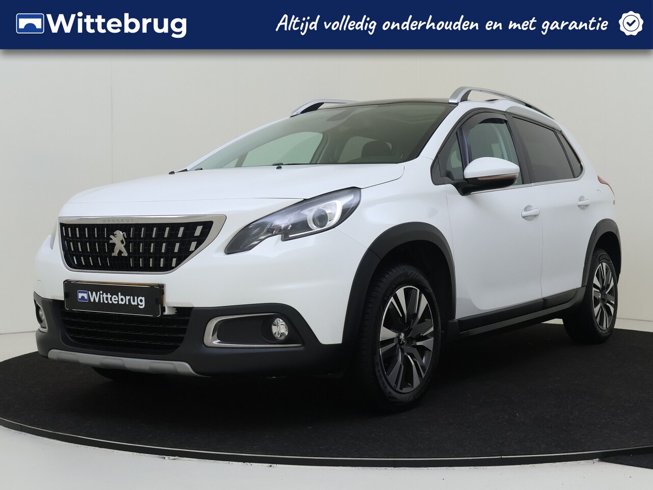 Peugeot 2008 - 1.2 PureTech Blue Lease Executive | Navigatie | Apple Carplay | Panorama Dak - AutoWereld.nl