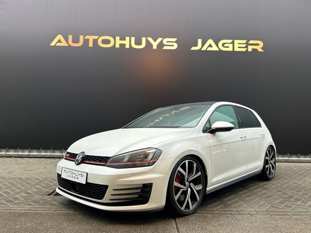 Volkswagen Golf - 2.0 TSI GTI Performance 2.0 TSI GTI Performance - AutoWereld.nl