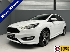 Ford Focus Wagon - 1.5 ST-Line 182pk Airco|Bluetooth|Cruise