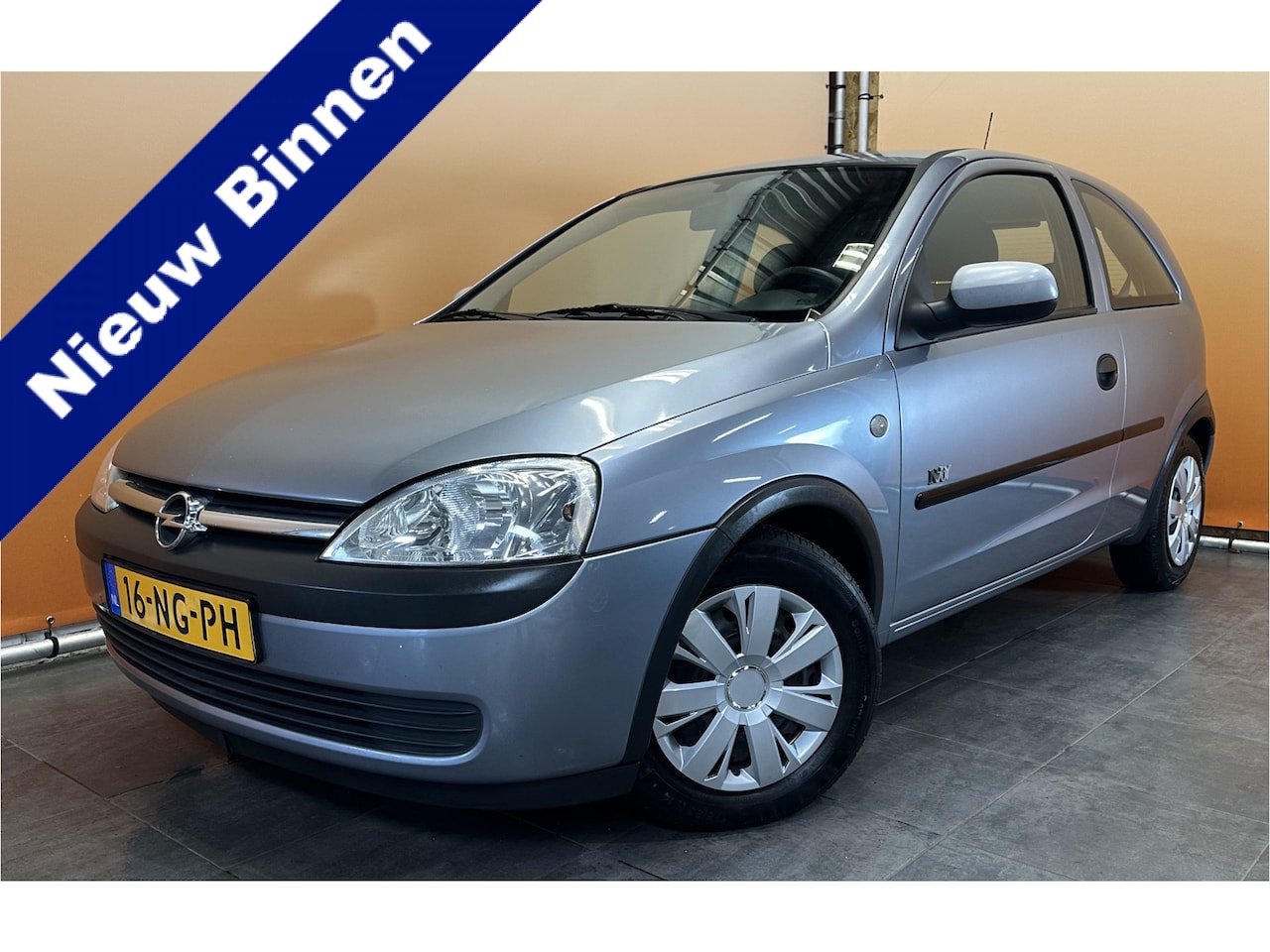 Opel Corsa - 1.2-16V Njoy youngtimer airco apk 10/25 - AutoWereld.nl