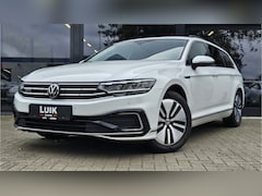 Volkswagen Passat Variant - 1.4 TSI PHEV GTE Business + LED + CAMERA + MASSAGESTOEL + NAVIGATIE