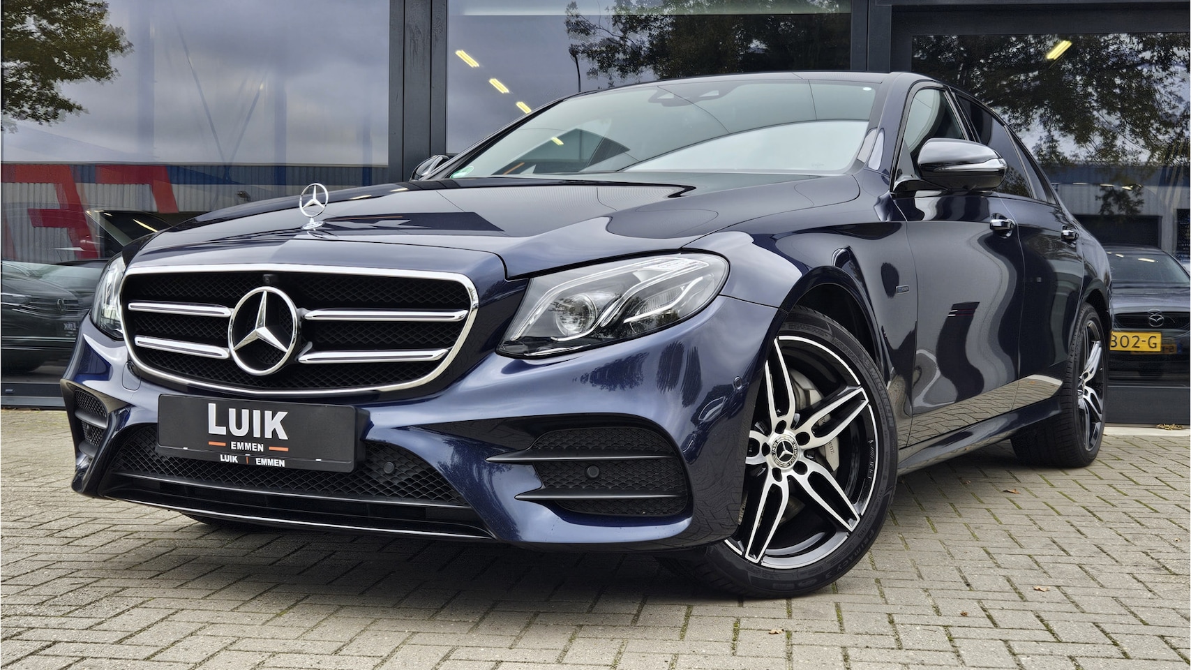 Mercedes-Benz E-klasse - 350 e Business Solution AMG + AMG STYLING + 360 CAMERA + LED + ALCANTARA - AutoWereld.nl