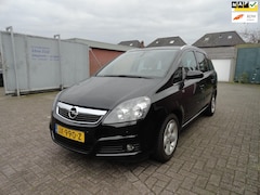 Opel Zafira - 1.8 Essentia 7-persoons