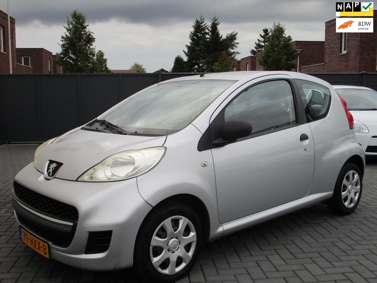 Peugeot 107 - 1.0-12V XR 1.0-12V XR - AutoWereld.nl