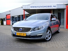 Volvo V60 - 2.4 D6 AWD Plug-In Hybrid Summum Leder|Navi|LMV