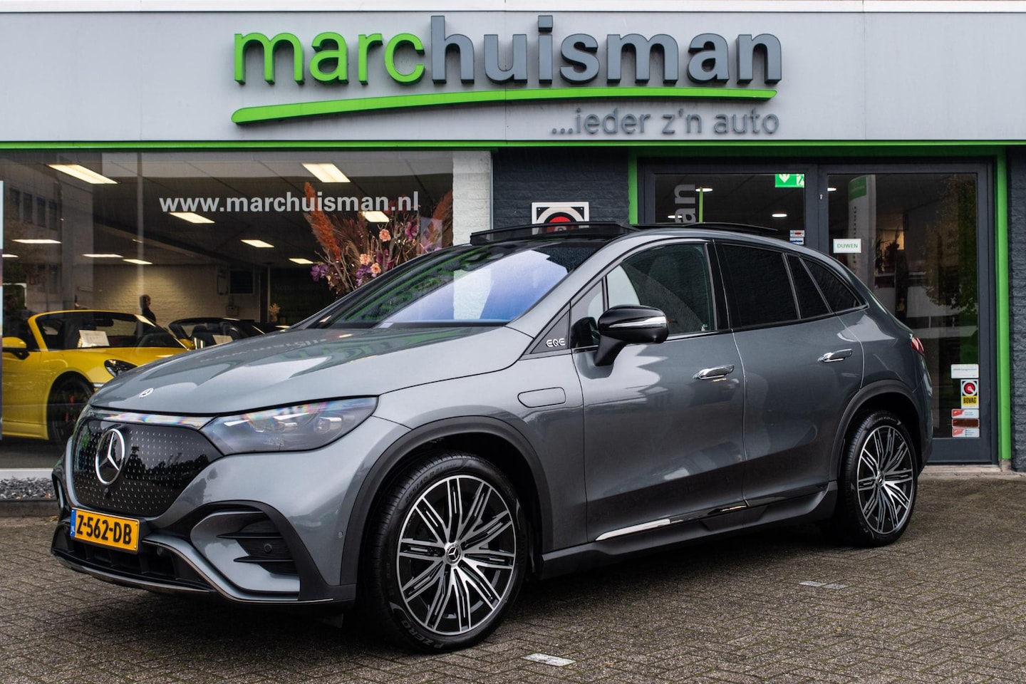 Mercedes-Benz EQE SUV - 350 4Matic AMG Line 91 kWh / PANODAK / NIGHT PAK. / BURMESTER / DISTR. - AutoWereld.nl