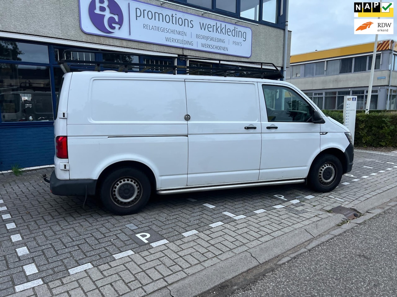 Volkswagen Transporter - 2.0 TDI L2H1 2.0 TDI L2H1 ((( lange model ))) - AutoWereld.nl