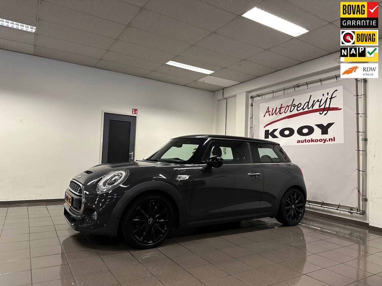 MINI Cooper S - Mini 2.0 Chili * 1e Eig / Navigatie / Xenon / LM Velgen / NL Auto * - AutoWereld.nl