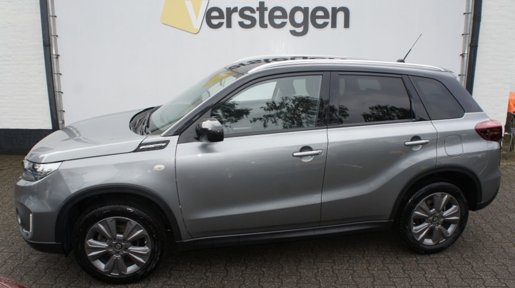 Suzuki Vitara - 1.4 B.jet Select 4WD - AutoWereld.nl