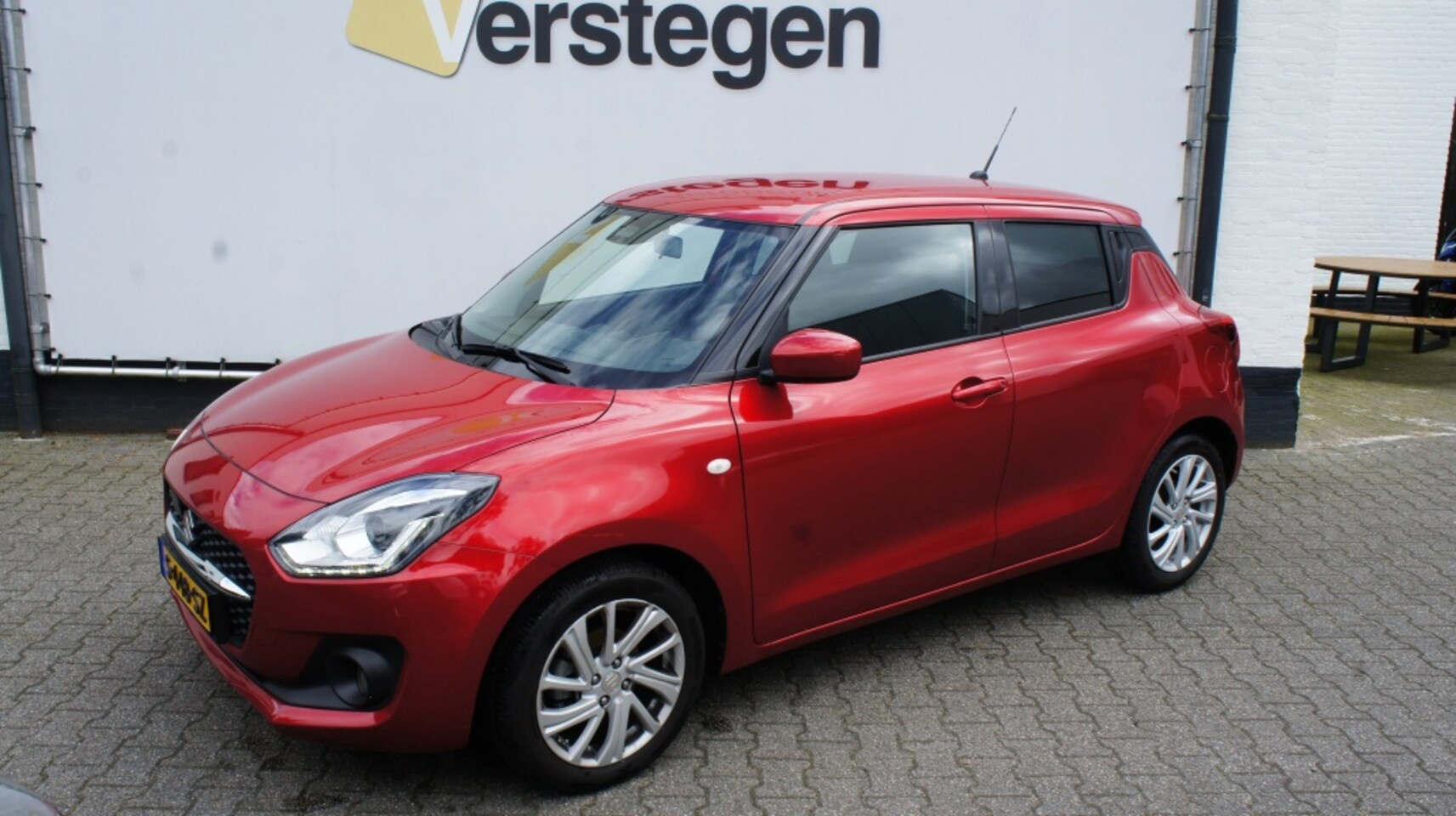 Suzuki Swift - 1.2 Select Sm.Hyb. - AutoWereld.nl