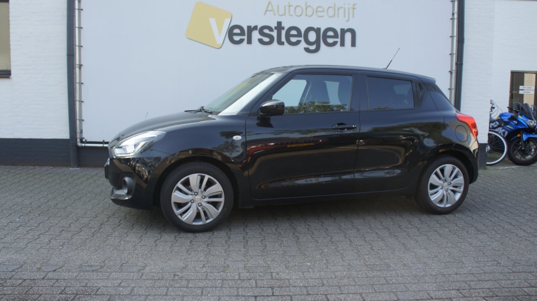 Suzuki Swift - 1.2 AutomaatSelect SmartHyb. - AutoWereld.nl