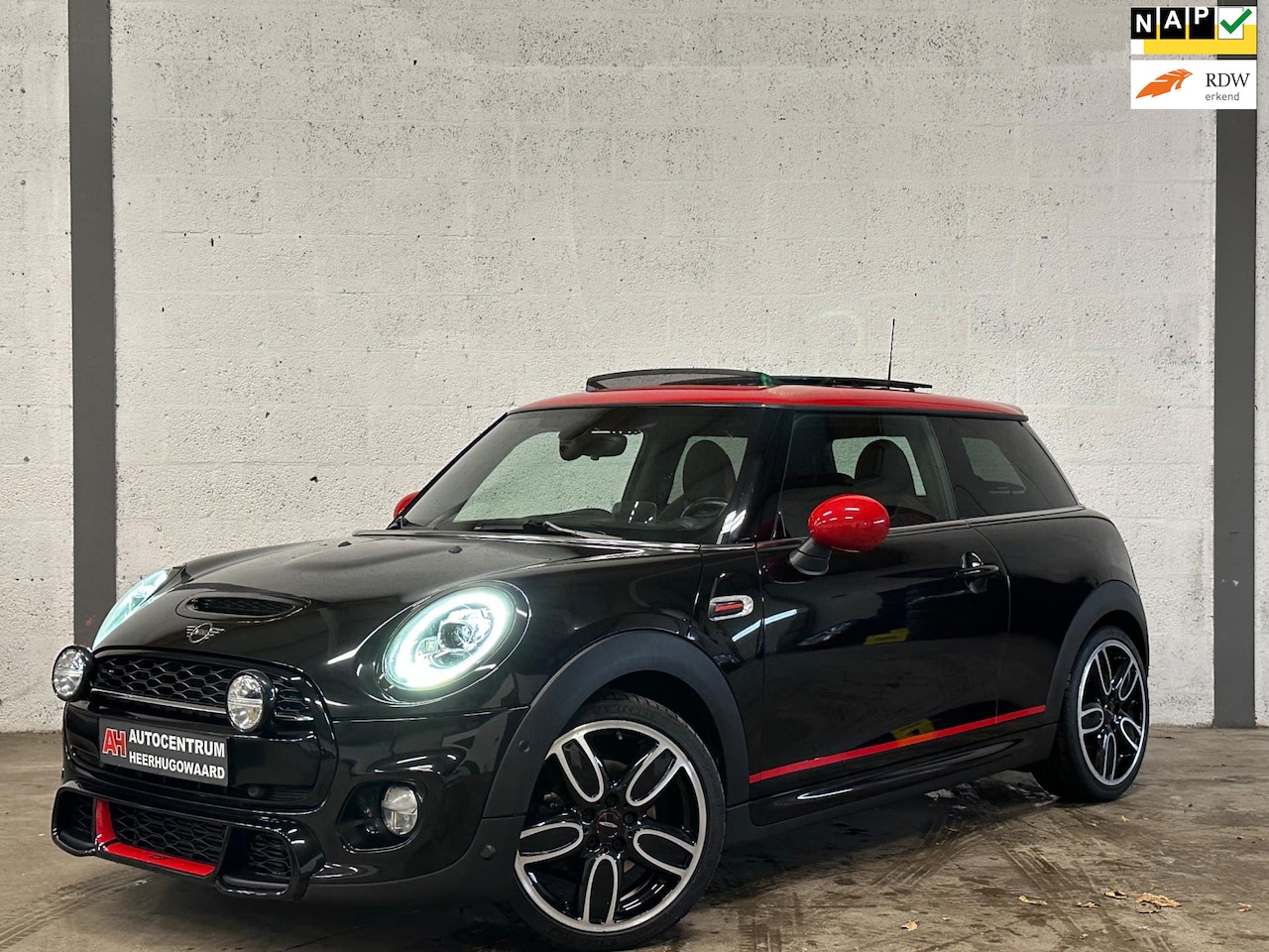 MINI John Cooper Works - Mini 2.0 S JCW AUT GT Limited Pano|Navi|H&K|Carplay|Camera| Vol Opties !! - AutoWereld.nl