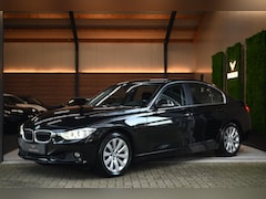 BMW 3-serie - 320i High Executive - Motor 54dkm - Xenon - Navigatie Professional - Parkeersensoren - Cru