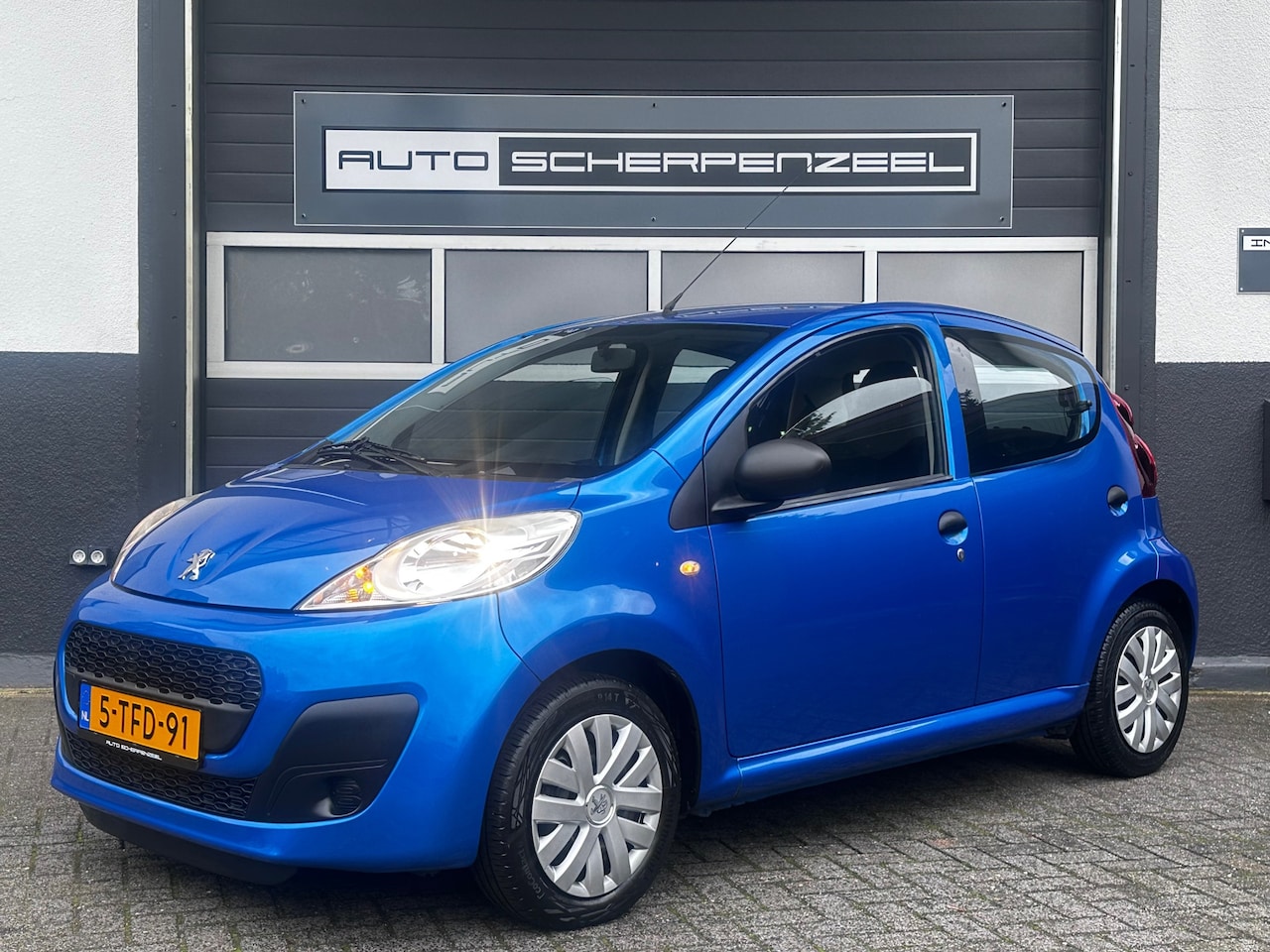 Peugeot 107 - 1.0 Access Accent I AIRCO I 4-deurs I NL AUTO - AutoWereld.nl