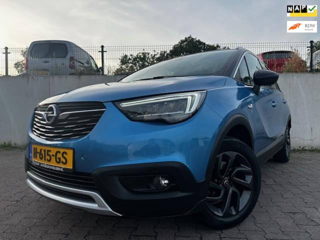 Opel Crossland X - 1.2 Turbo 120 Jaar Edition/PDC/CAMERA/APPLE CARPLAY/NAVI/NL AUTO/NAP/ - AutoWereld.nl