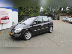 Renault Scénic - 2.0-16V Privilège Luxe