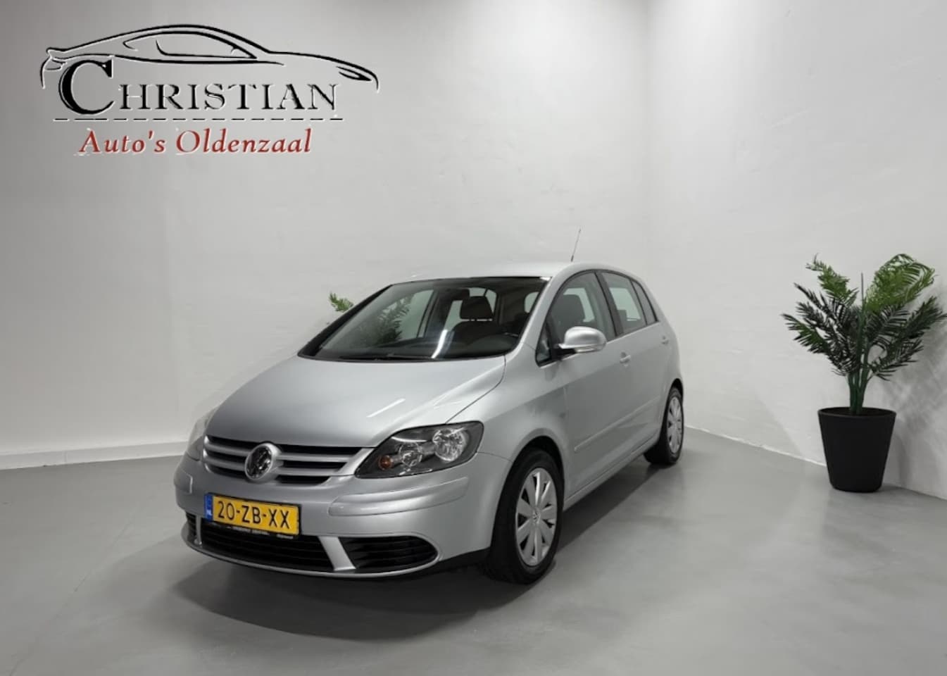 Volkswagen Golf Plus - 1.4 Optive 4 | 5D | AIRCO | APK TOT JAN. '25 - AutoWereld.nl