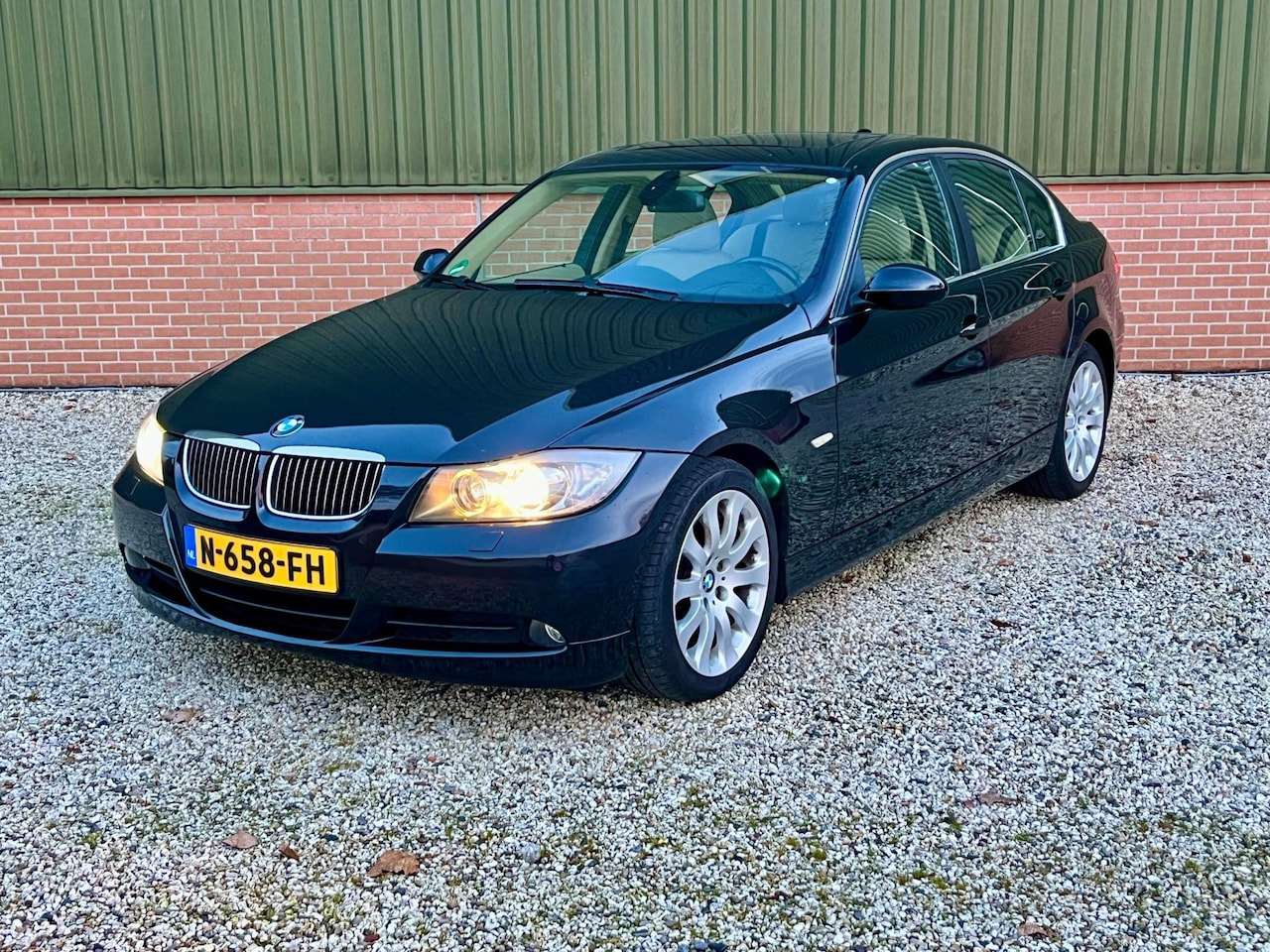 BMW 3-serie - 325i High Executive 325i High Executive - AutoWereld.nl