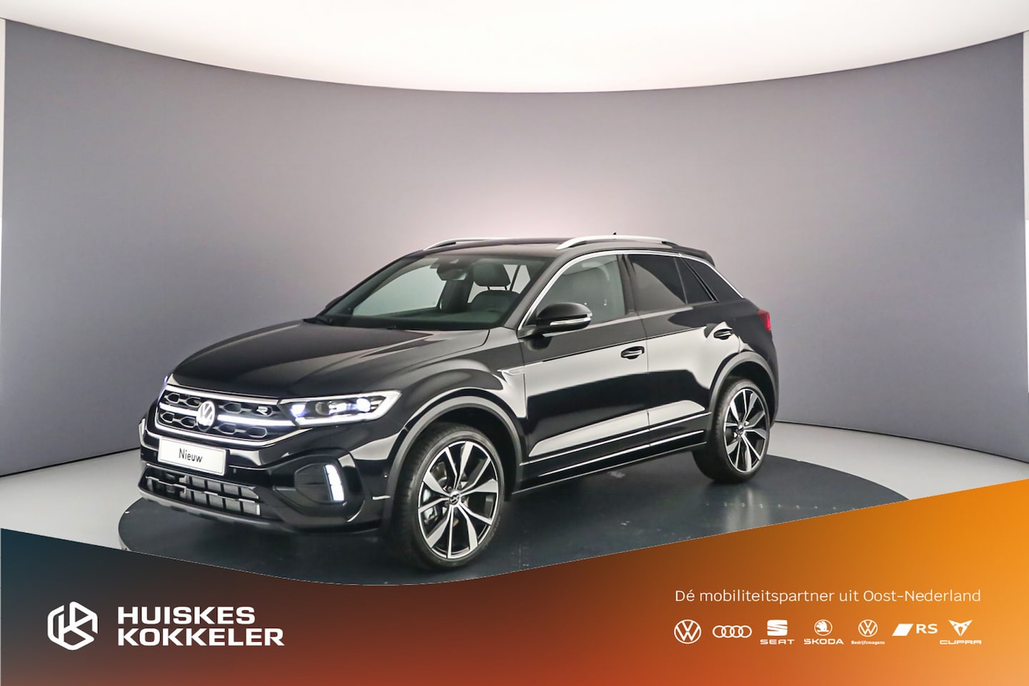 Volkswagen T-Roc - 1.5 TSI 150 7DSG R-Line Business+ | 'App-Connect' draadloze smartphone integratie | Achter - AutoWereld.nl