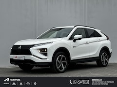 Mitsubishi Eclipse Cross - 2.4 PHEV Intense Automaat S-AWC 4WD Automaat / Trekgewicht 1.500 kg / Navigatie via Apple