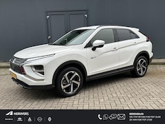 Mitsubishi Eclipse Cross - 2.4 PHEV Intense / Automaat / Plug-In / 1500KG Trekgewicht / Camera / Cruise Control / Blu