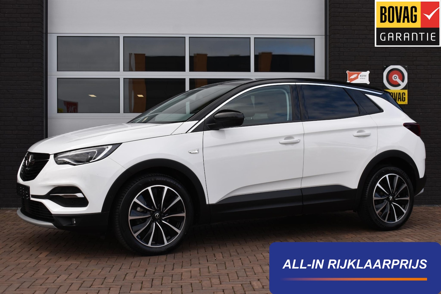 Opel Grandland X - 1.6 Turbo 180PK Ultimate | Navi | Camera | Pano dak | Incl. Garantie - AutoWereld.nl