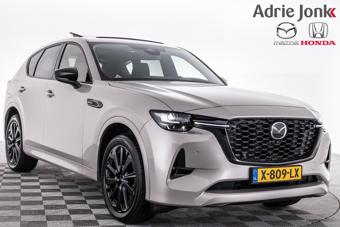 Mazda CX-60 - 2.5 e-SkyActiv PHEV Homura |* 6 JAAR FABRIEKSGARANTIE | CONVIENIENCE PACK | PANORAMA PACK - AutoWereld.nl