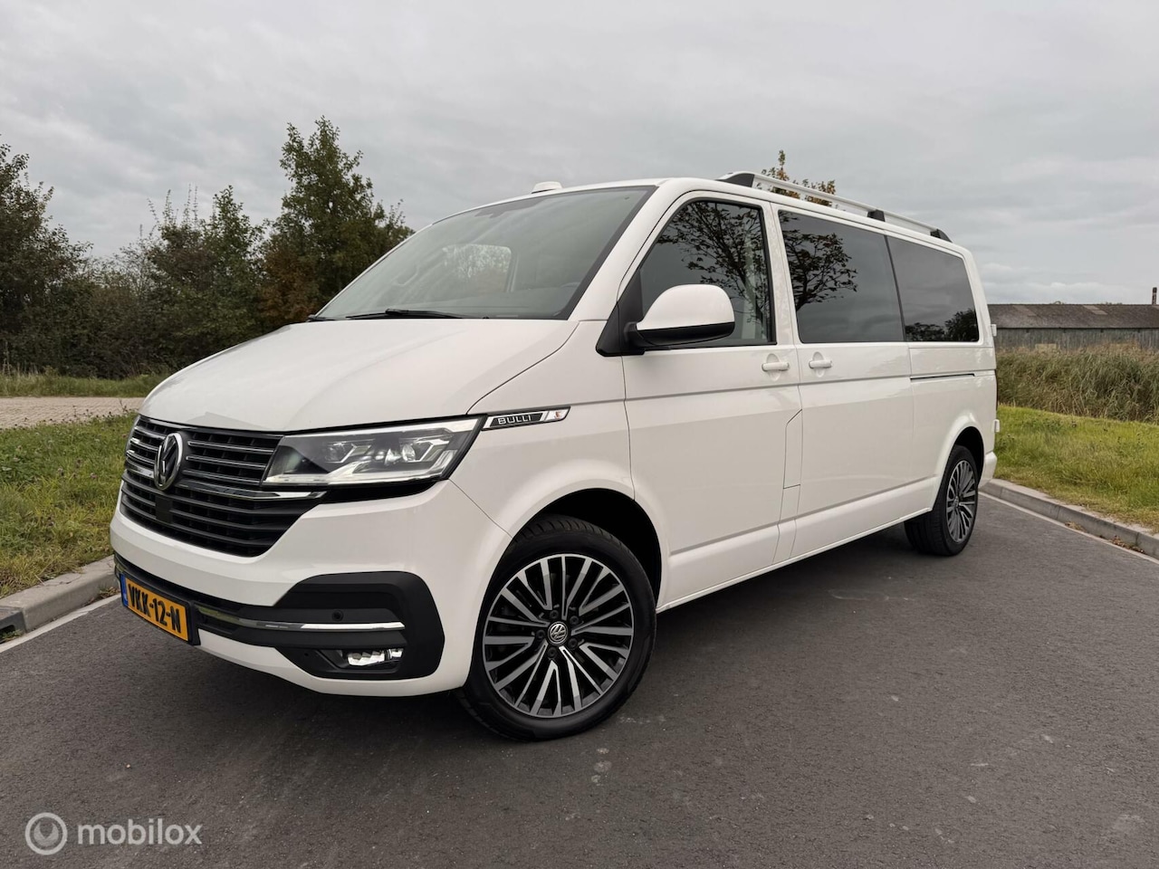 Volkswagen Transporter - 2.0 TDI L2H1 30 DC Bulli Automaat - AutoWereld.nl