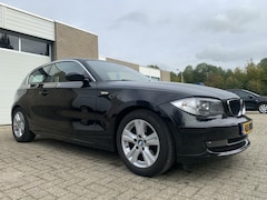 BMW 1-serie - 116i High Executive NAP APK Handel/Export Airco Elektrische ramen Cruise Control Trekhaak