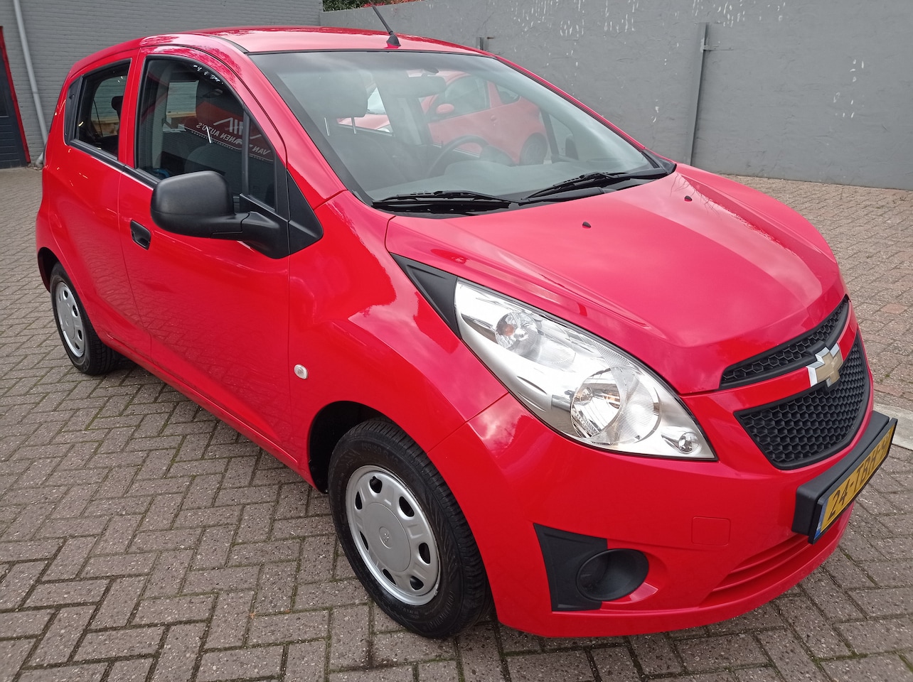 Chevrolet Spark - 1.0 LE - AutoWereld.nl